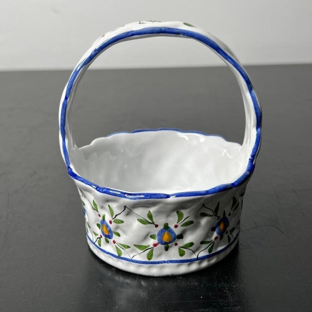 Casafina Ceramic Basket White Blue Floral Hand Painted Portugal 794 ML Small